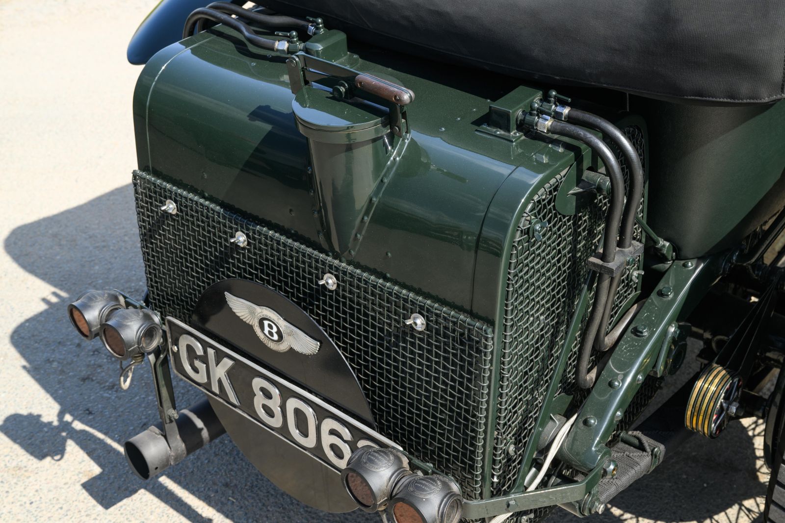 gk8063-fuel-tank-1600x1067