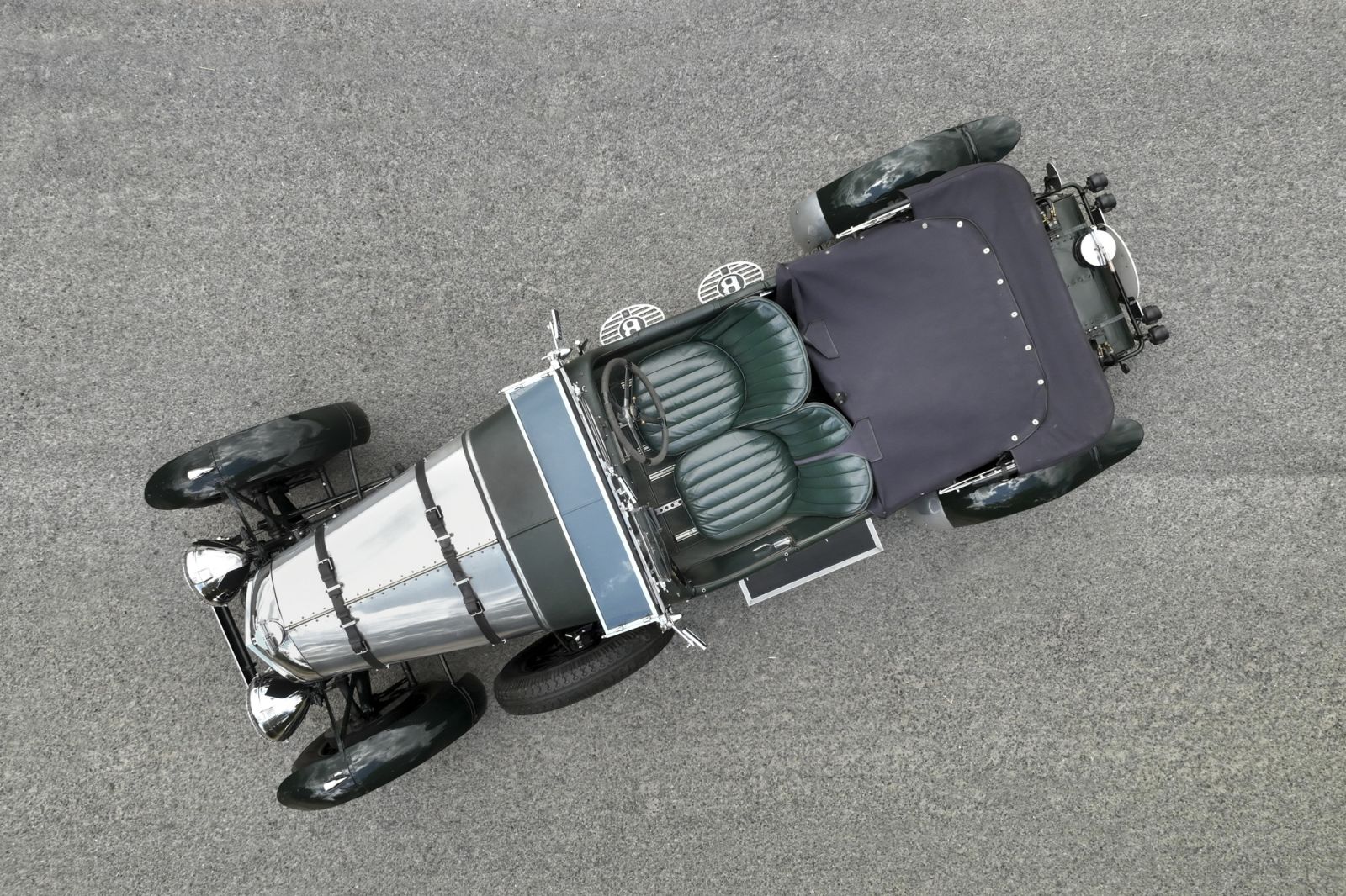 vr1523-drone-1600x1066